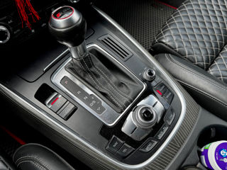 Audi SQ5 foto 12