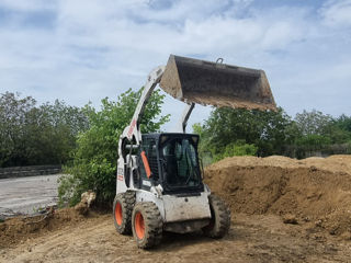 Servicii Bobcat S570 Basculante foto 5