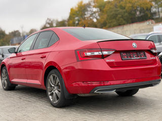 Skoda Superb foto 4