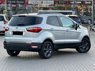 Ford EcoSport foto 4