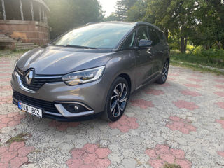 Renault Grand Scenic foto 2