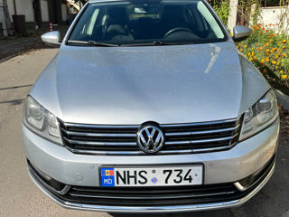 Volkswagen Passat foto 3