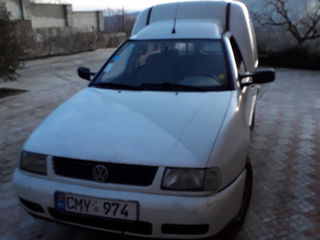 Volkswagen Caddy foto 1