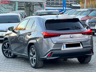 Lexus UX foto 5