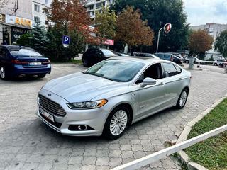 Ford Fusion foto 1