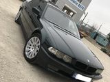 BMW 7 Series foto 1