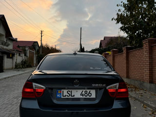 BMW 3 Series foto 8