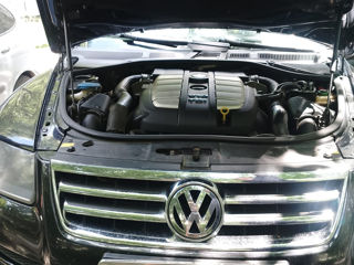 Volkswagen Touareg foto 9