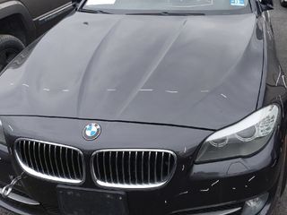 BMW 528i Xdrive foto 2