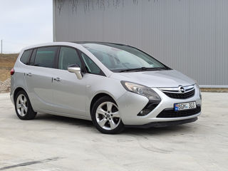 Opel Zafira foto 1