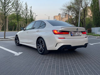 BMW 3 Series фото 5