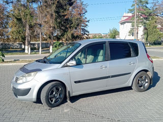 Renault Scenic foto 1