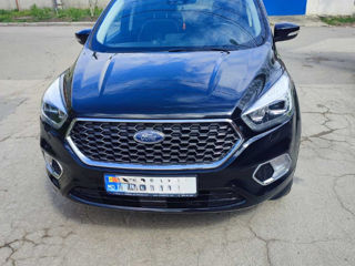 Ford Kuga foto 2