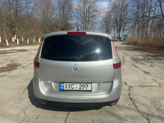 Renault Grand Scenic foto 4