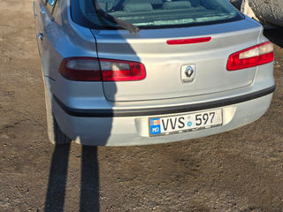 Renault Laguna foto 2