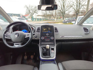 Renault Grand Scenic foto 9