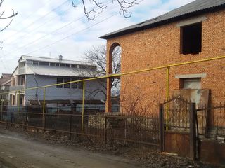 Casă cu două nivele (construcție nefinisată) în or.Soroca str. Gribovca. Urgent foto 1