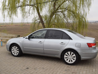 Hyundai NF Sonata