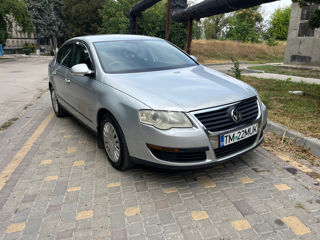 Volkswagen Passat foto 1