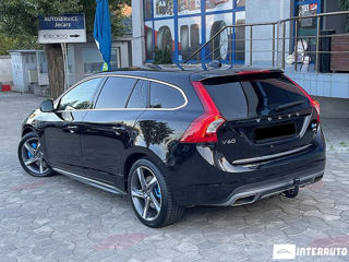 Volvo V60 foto 3