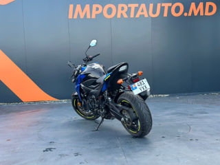 Suzuki GSX-S foto 7