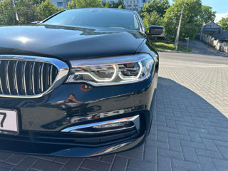 BMW 5 Series foto 2