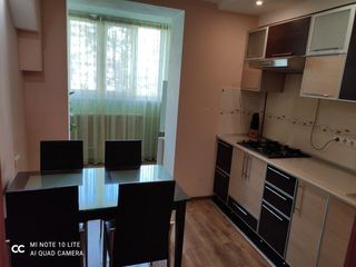 Apartament cu 2 camere, 54 m², Centru, Chișinău foto 3