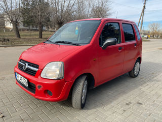 Opel Agila foto 1