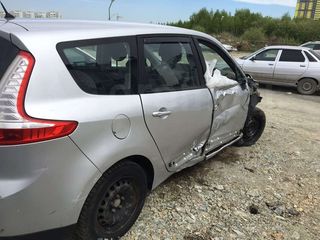 Cumparam  renault    in orice stare