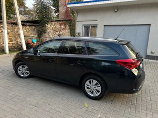 Toyota Auris foto 3