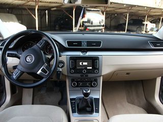 Volkswagen Passat foto 5