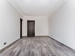 Apartament cu 3 camere, 86 m², Botanica, Chișinău foto 6