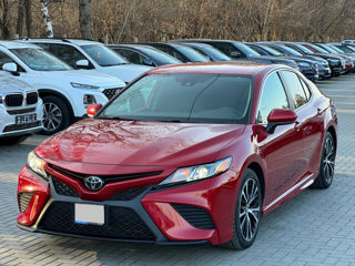 Toyota Camry foto 1