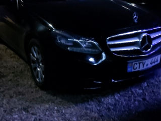 Mercedes E-Class foto 2