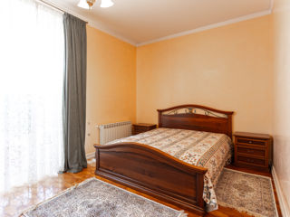 Apartament cu 5 camere sau mai multe, 190 m², Centru, Chișinău foto 4