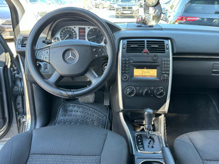 Mercedes B-Class foto 9