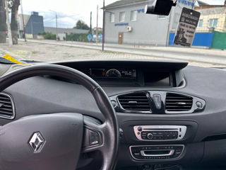 Renault Grand Scenic foto 8