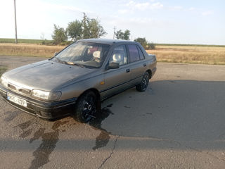 Nissan Sunny foto 8