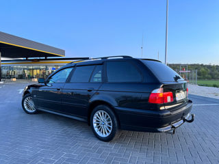 BMW 5 Series foto 5