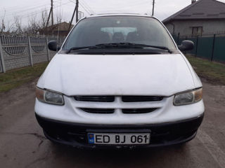 Dodge Grand Caravan foto 4