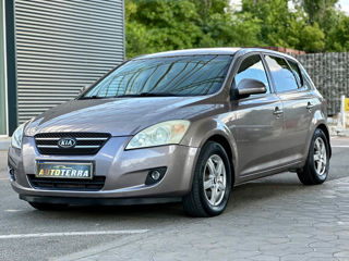 KIA Ceed foto 3