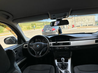 BMW 3 Series foto 3