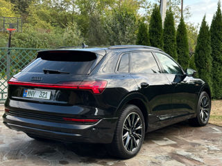 Audi e-tron foto 5