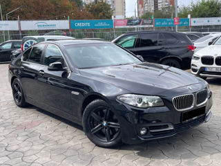 BMW 5 Series foto 5