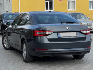 Skoda Superb foto 5