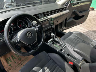 Volkswagen Passat foto 7