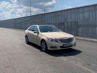 Mercedes E-Class foto 2