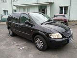 Chrysler Voyager foto 1