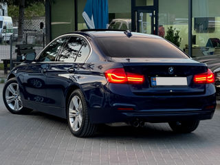 BMW 3 Series foto 5