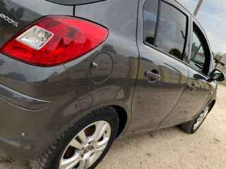 Opel Corsa foto 4